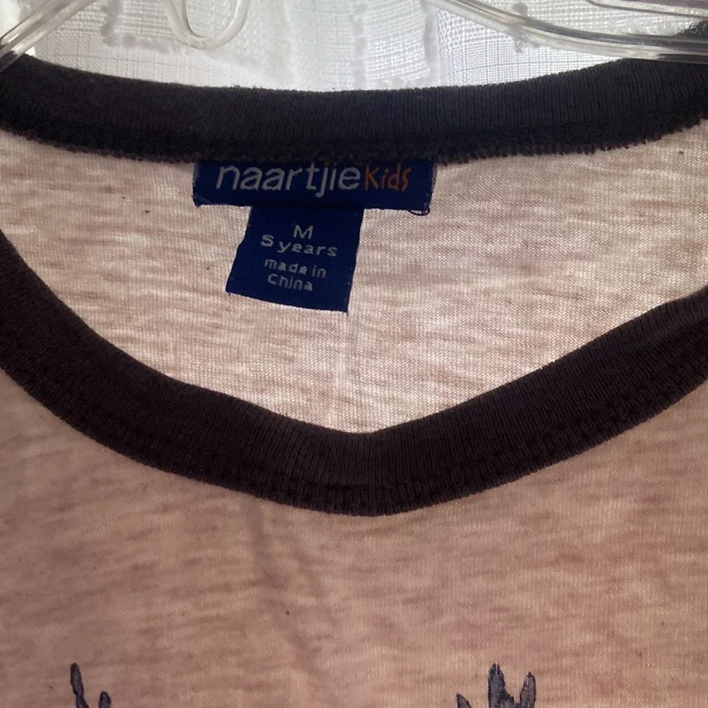 BOYS TEE WITH A CUTE DESIGN ON THE FRONT!